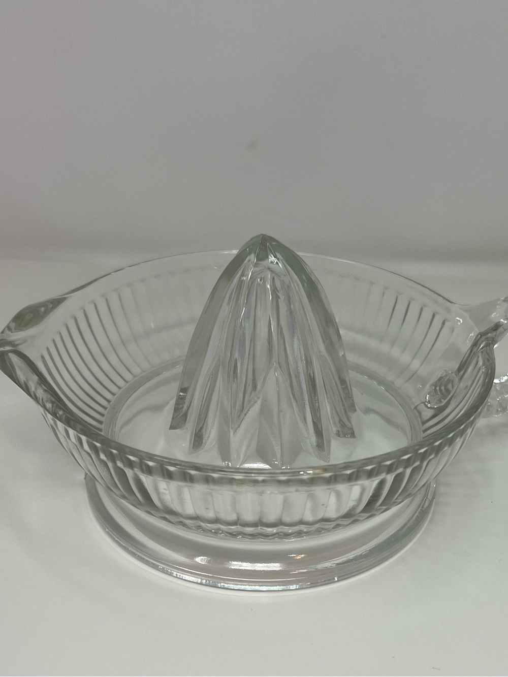 Vintage 1940s-1960s Clear Heavy Glass 6" Grapefruit Orange Lemon Reamer Juicer